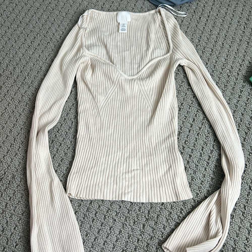 H and M Woven Top